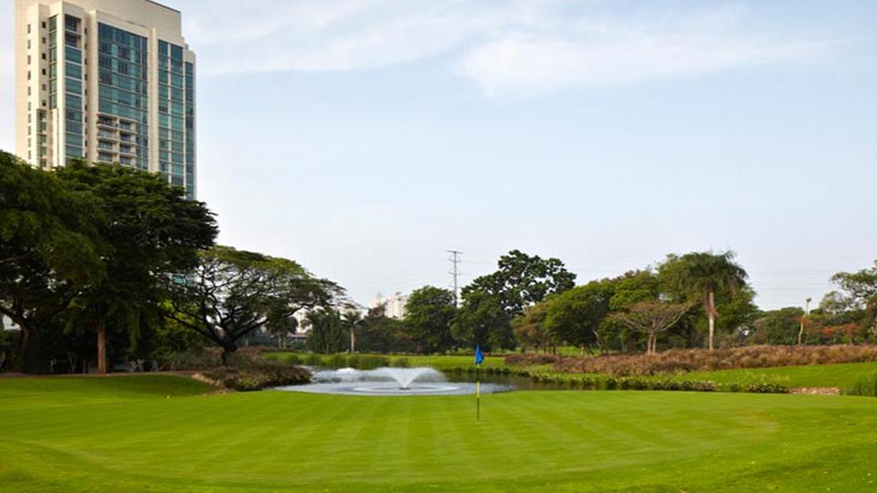 Lapangan Golf Senayan - INDOSPORT